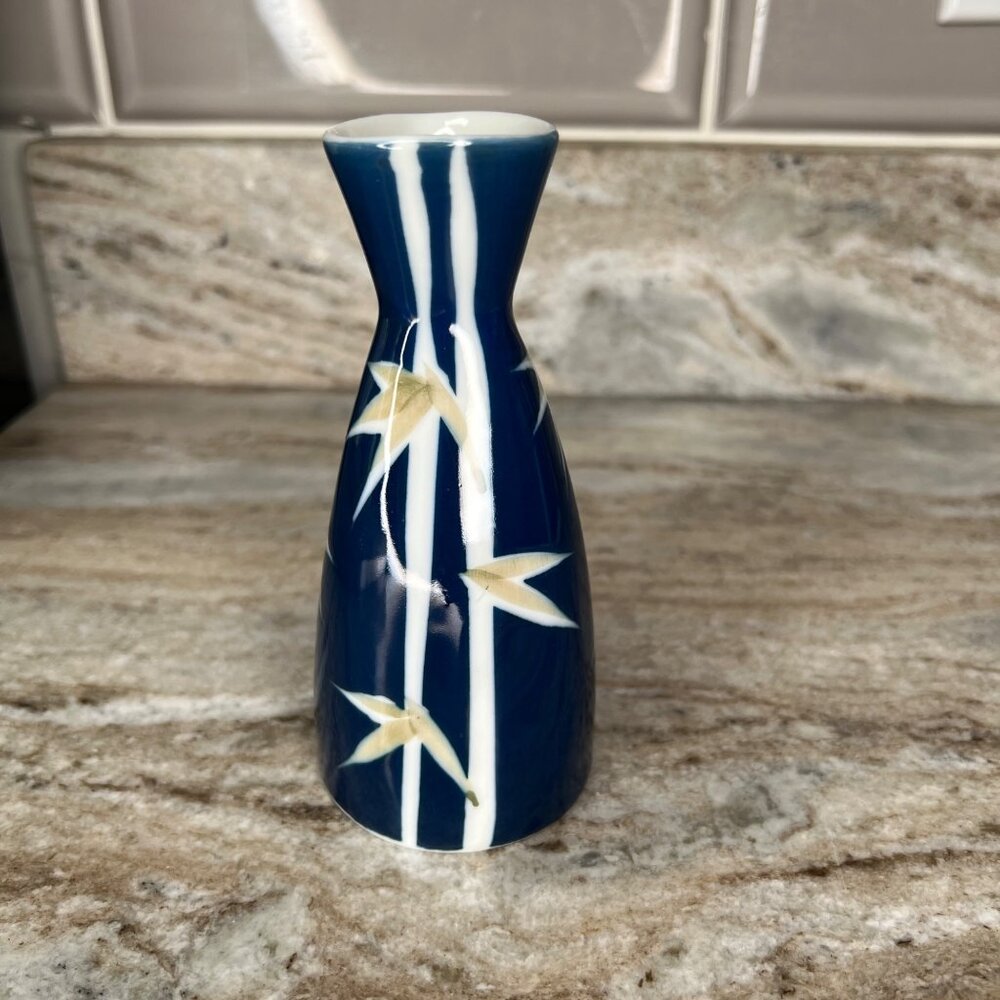 Vintage Takahashi San Francisco Japanese sake flask Vase cobalt blue white